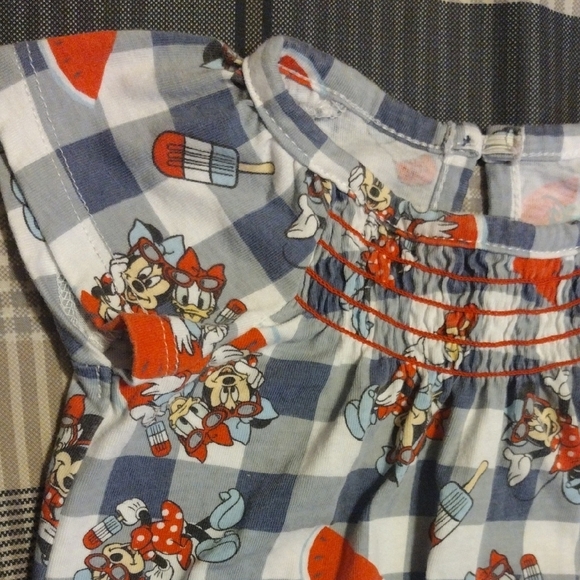 Minnie Mouse And Daffy Duck Checkered Baby Romper​ - Picture 3 of 8